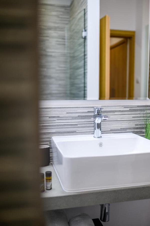 Magnolia City Suite Патри Екстер'єр фото